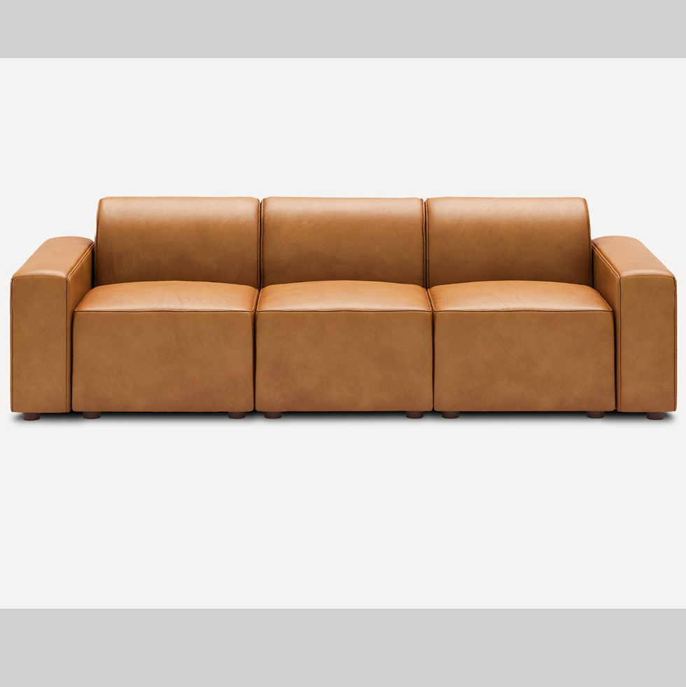 An application scenario or product detail of who makes the best leather couches - Image 18