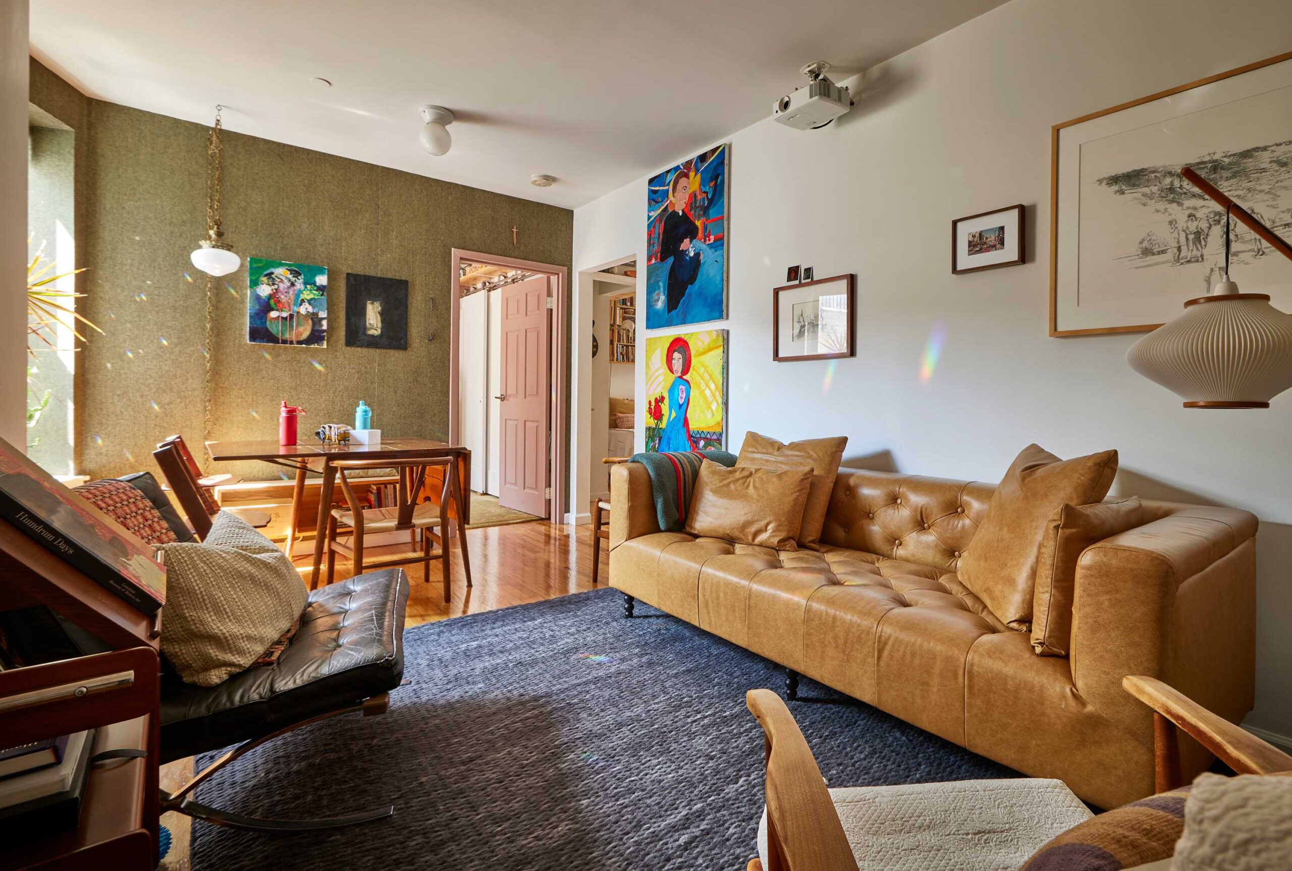 An application scenario or product detail of who makes the best leather couches - Image 19