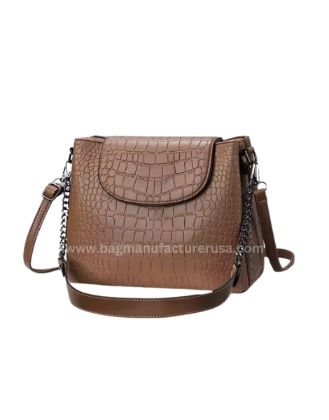 An application scenario or product detail of wholesale handbags leather - Image 4