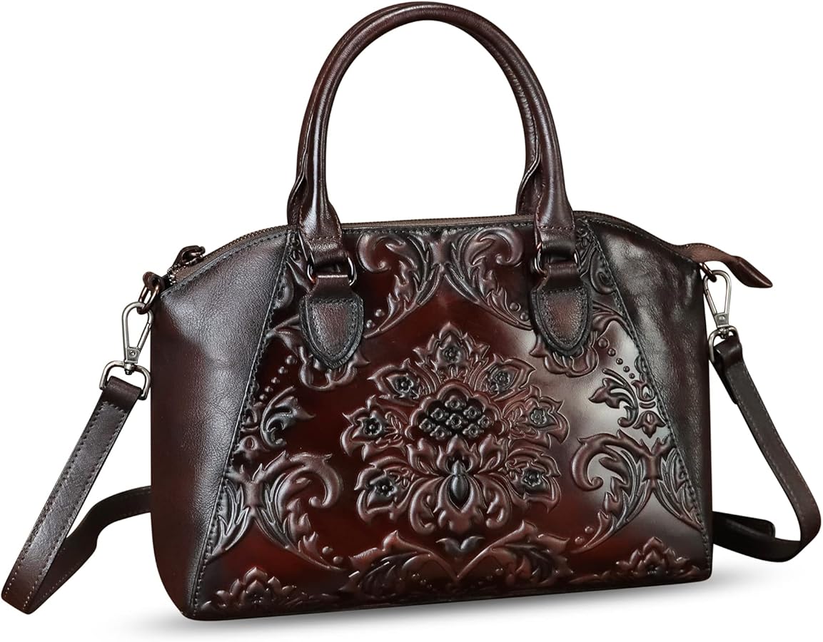 An application scenario or product detail of wholesale leather handbags and purses - Image 15
