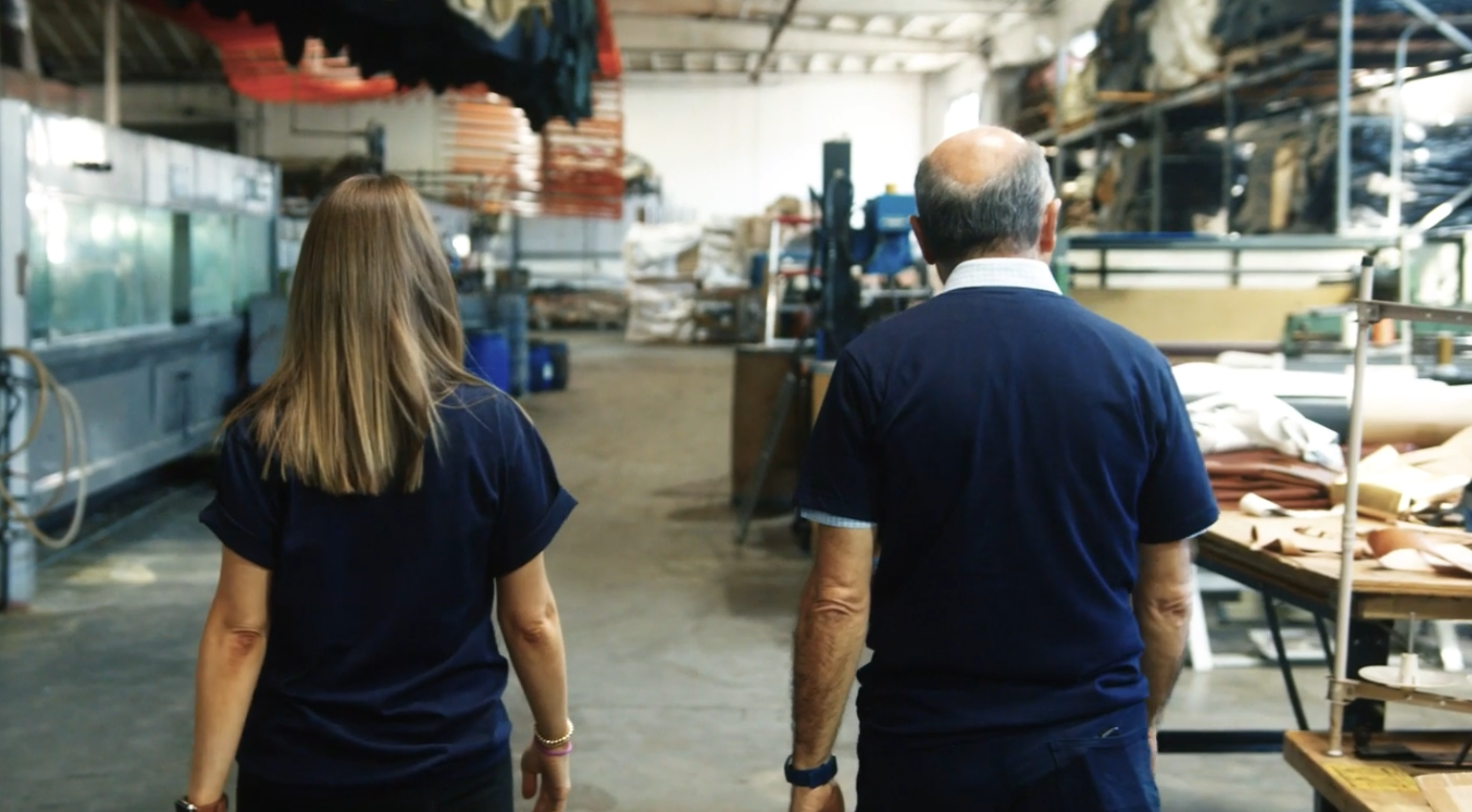 An application scenario or product detail of wholesale leather manufacturers - Image 23