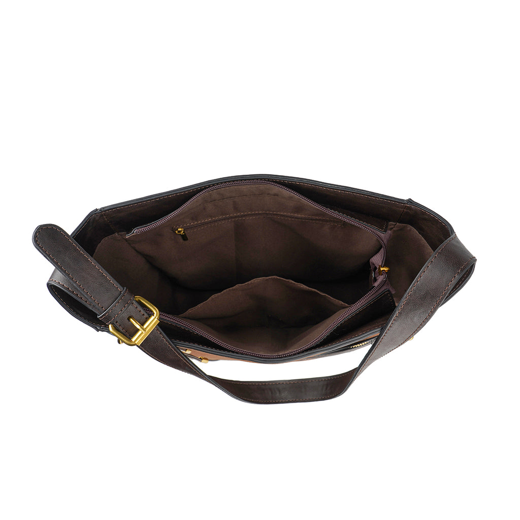 An application scenario or product detail of wholesale leather purses - Image 15