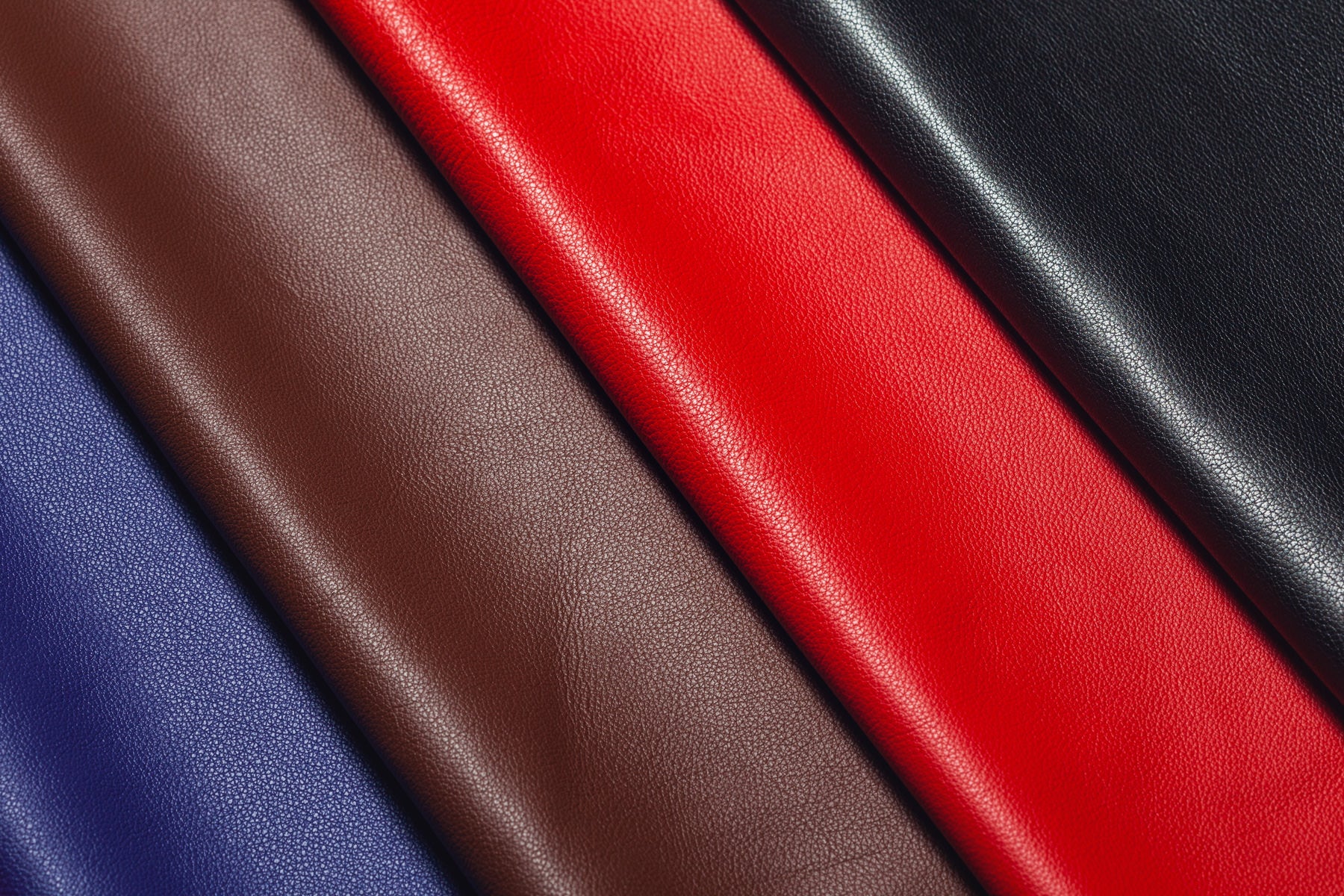 An application scenario or product detail of wholesale leather skins - Image 18