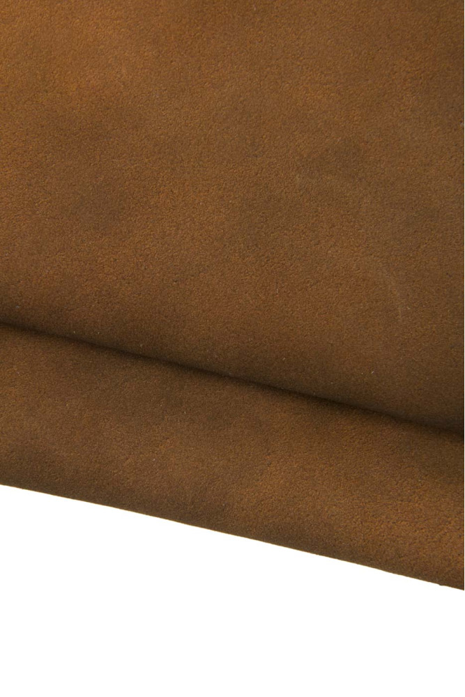 An application scenario or product detail of wholesale leather skins - Image 23