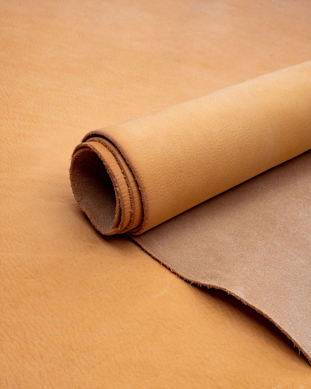 An application scenario or product detail of wholesale veg tan leather - Image 18