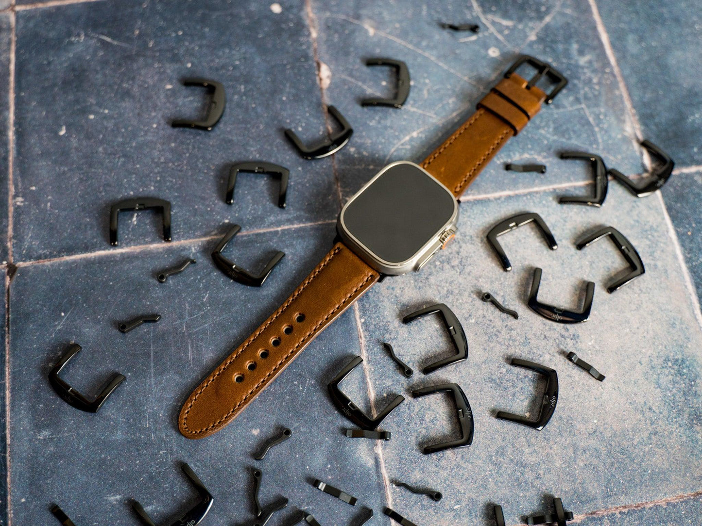 custom leather apple watch bands Material