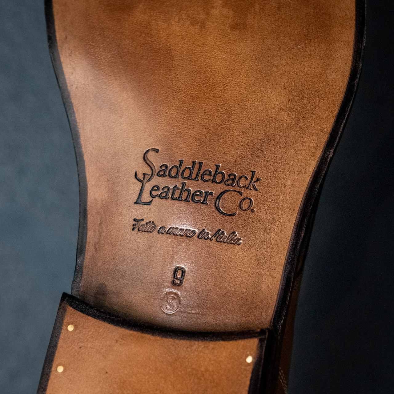 saddleback leather company Material