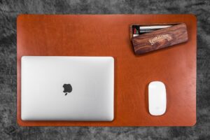 custom leather desk pad Material
