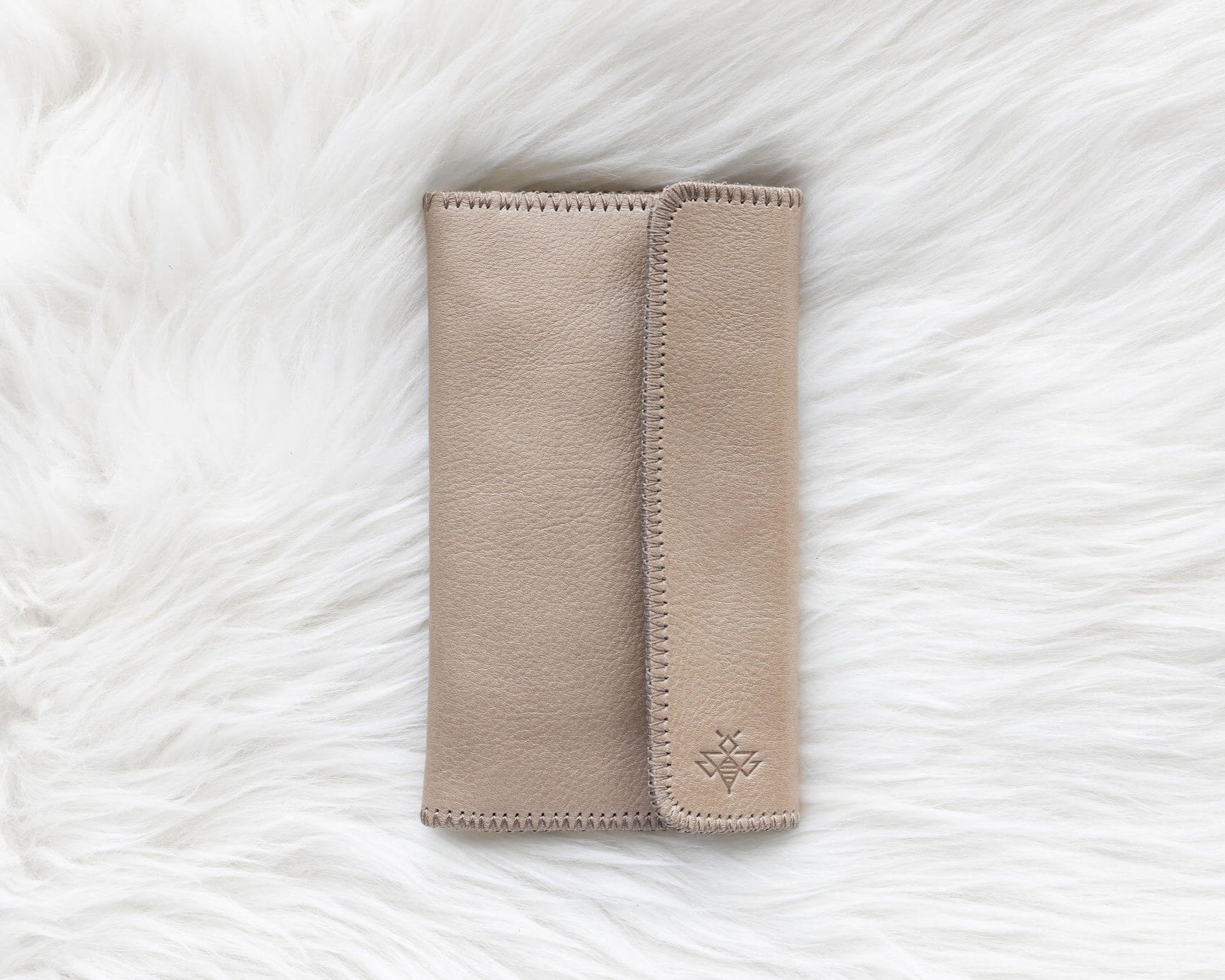 lyons leather company